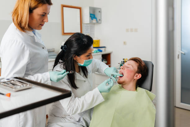 Best Urgent Tooth Repair  in Collinsville, MS